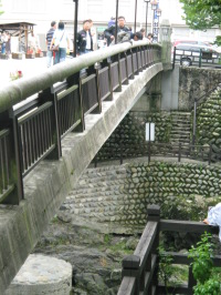 �ď�Ɏq�ǂ�����э��ޗ�̋�